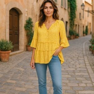 Beach lunch lounge cute dark yellow ruffle top with tiny daisy design!